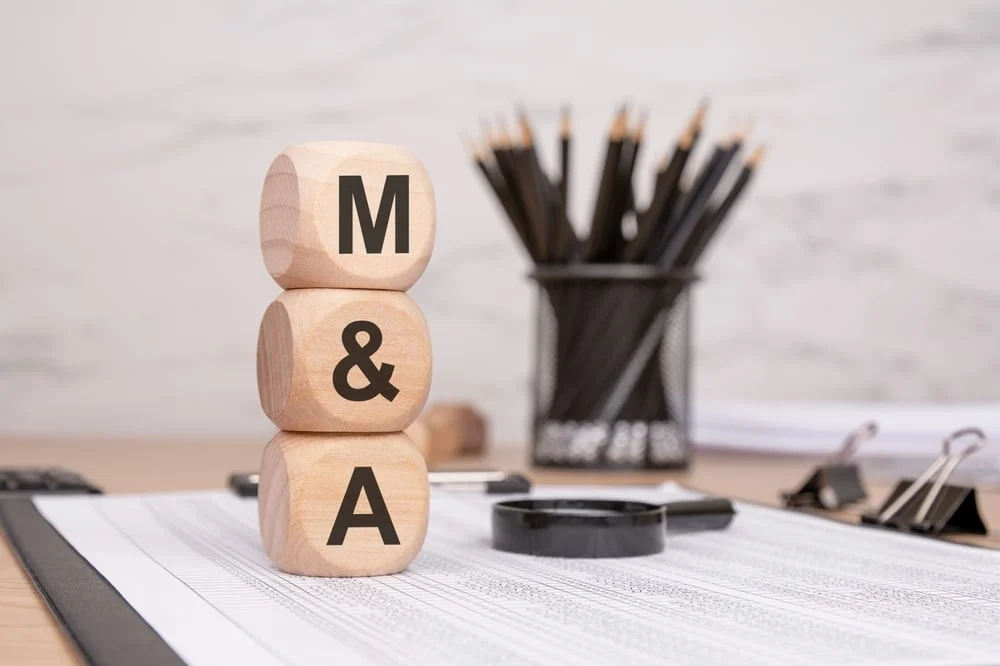 Amazon's $11.6 Billion Globalstar Buy Is 'Strategic Positive' For Satellite Dominance