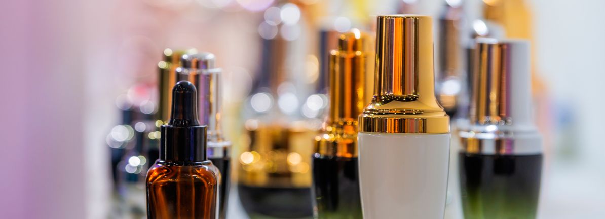 Estée Lauder Companies Climbs 17% Over Last Month