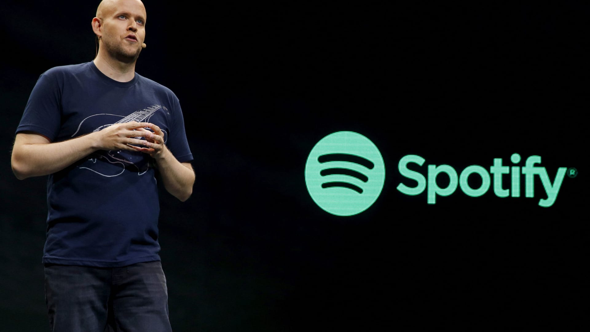 Tech stocks to buy like Apple and Spotify - CNBC