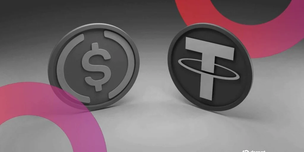 Stablecoins Could Lure $1 Trillion in Deposits Away From Banks: Analysts