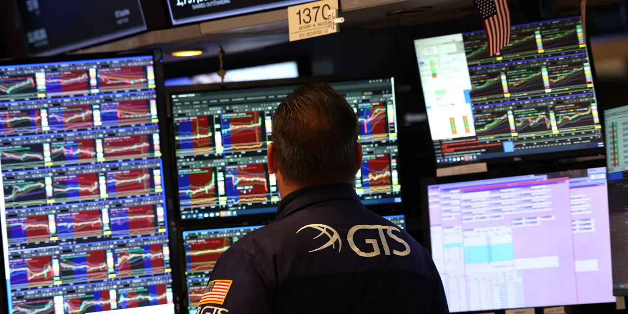 So Many Worries—and Nothing to for the Stock Market to Worry About