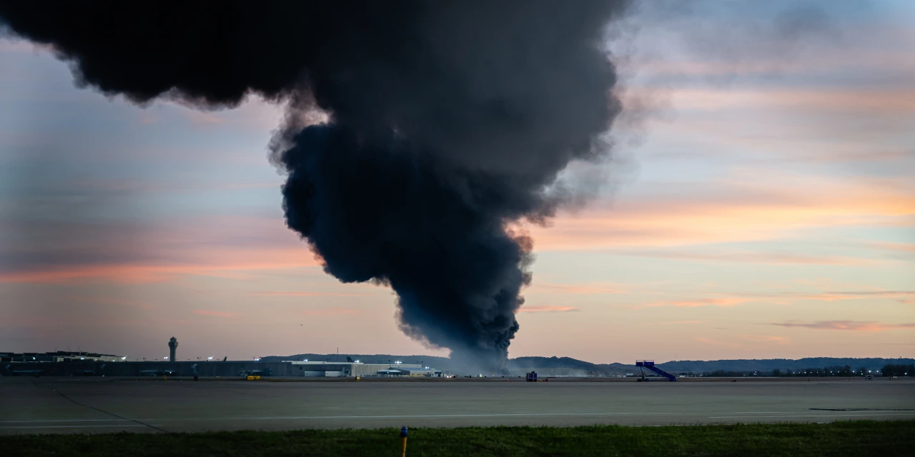 UPS Plane-Crash Probe Identifies ‘Fatigue Cracks,’ Metal Stress in Preliminary Report