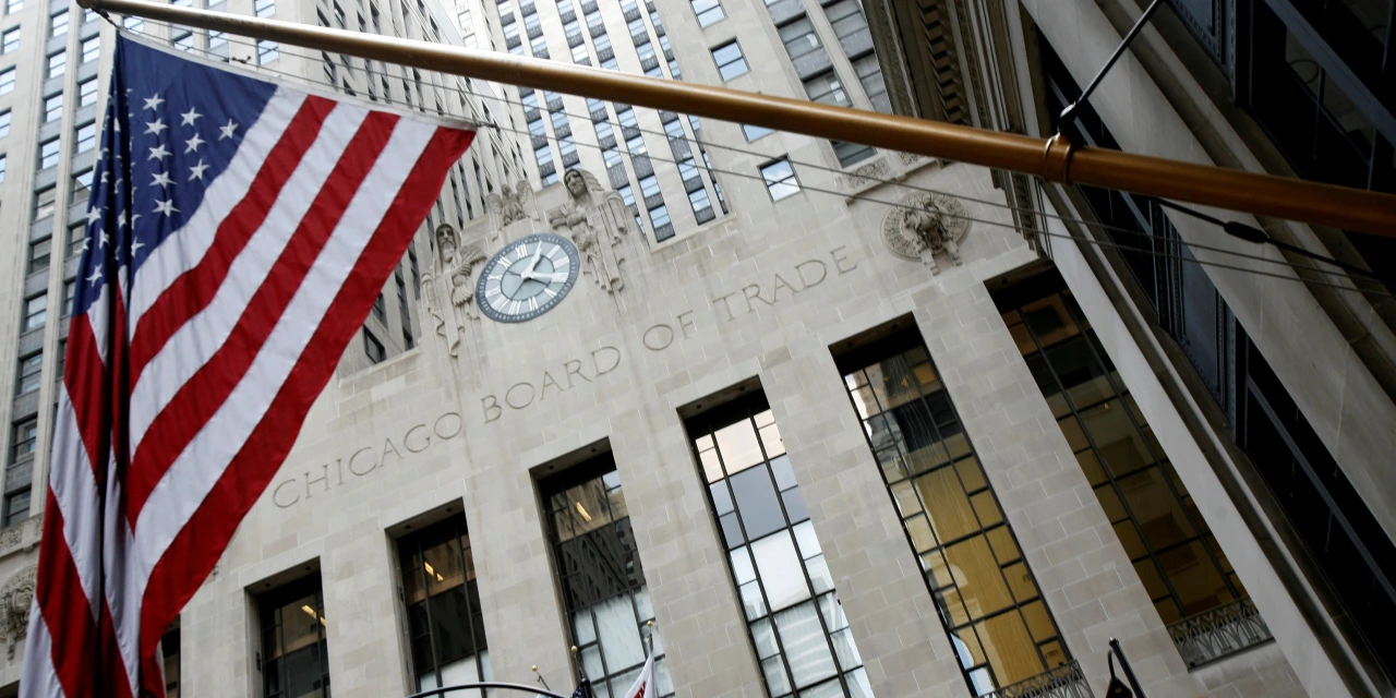 U.S. Futures, Global Markets Mixed; CME Failure Disrupts Trading