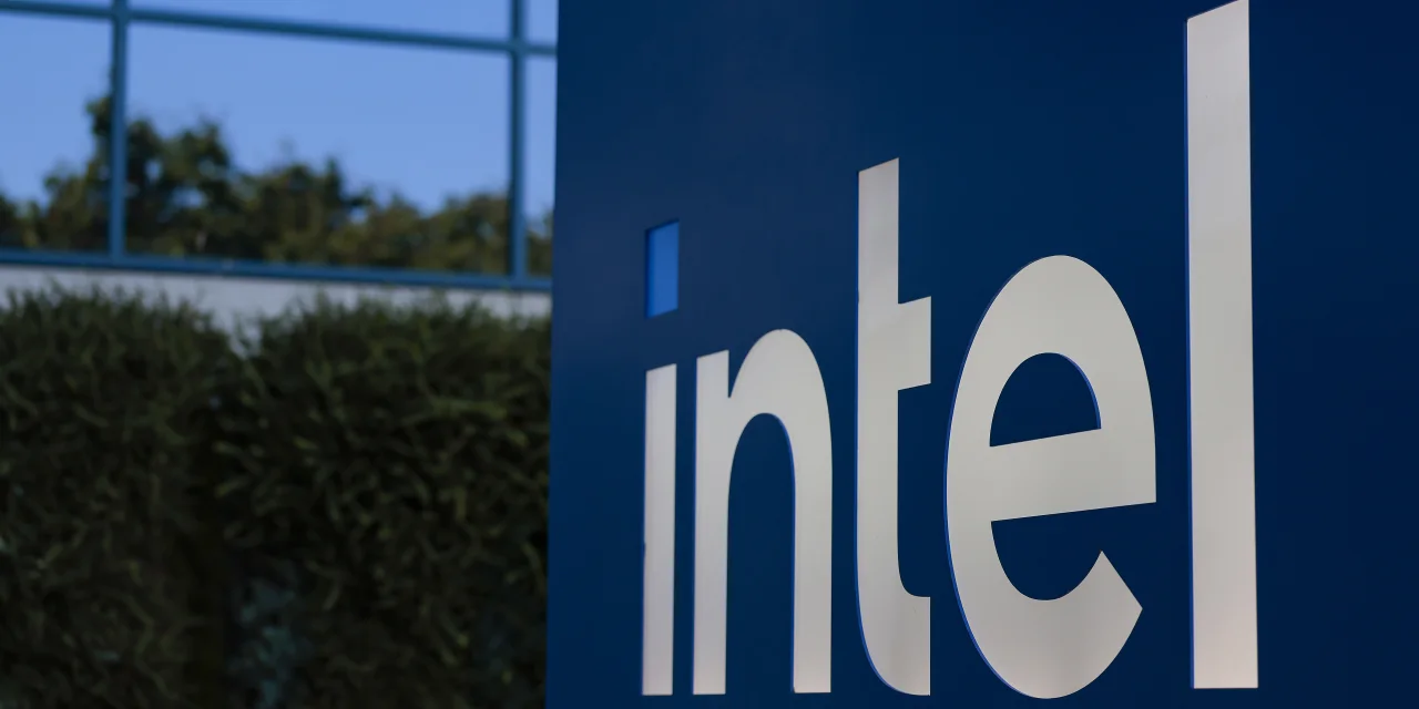 Micron, Intel and other chip stocks are furthering their strong comebacks
