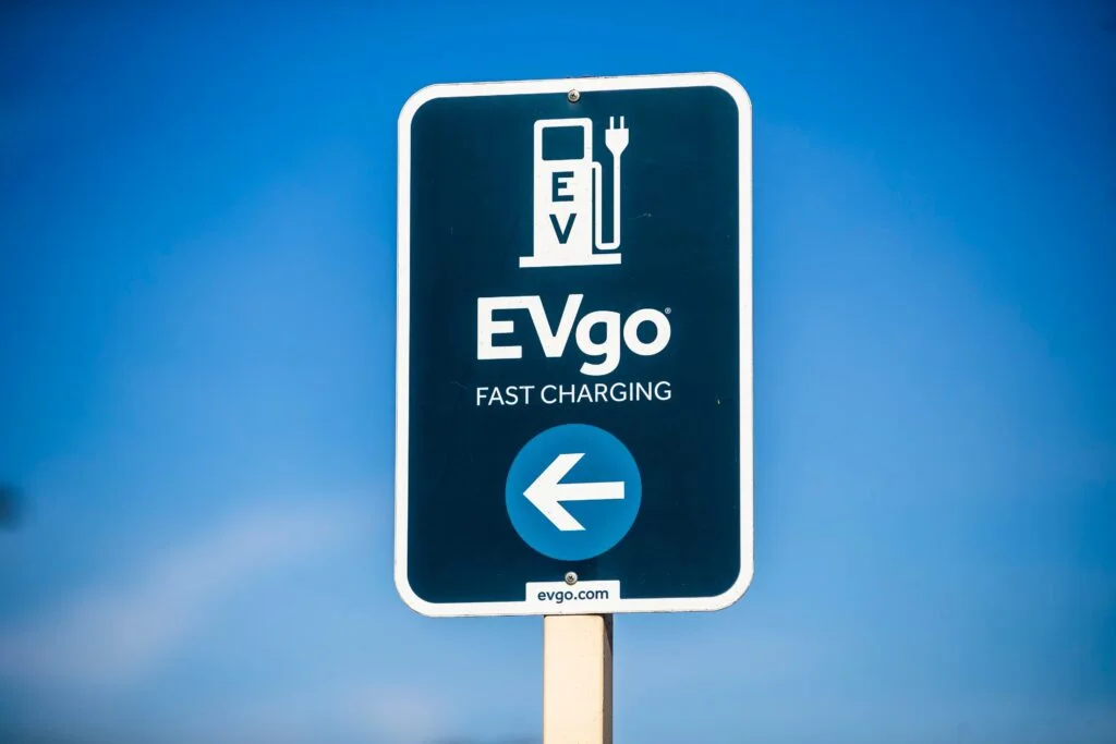 GM, Pilot And EVgo Lead Rollout of 200 Highway Fast-Charging Sites