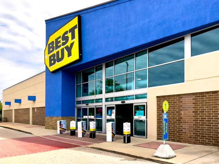 Uber Eats bringing tech to your door with Best Buy partnership