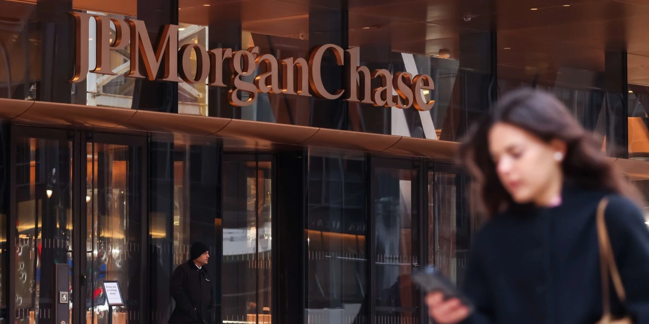 Women Were the Stars of JPMorgan’s CEO Succession Race—Until They Weren’t