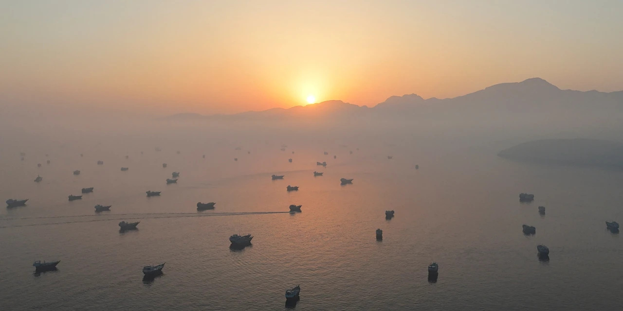 What’s the State of Play in the Strait of Hormuz?