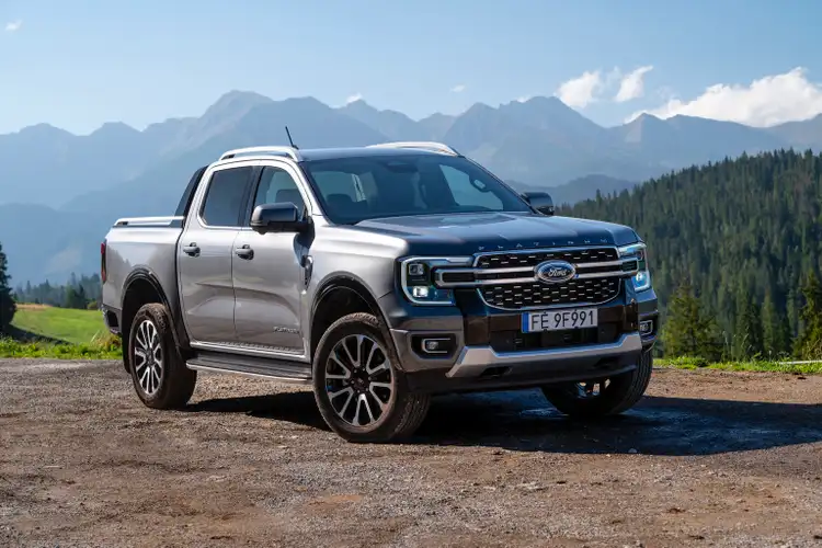 Ford Motor May vehicle sales rise 16.3%