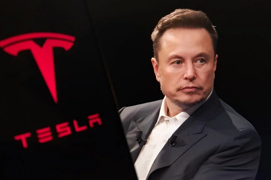 Weekend Round-Up: Musk's Trillion-Dollar Pay, Ford's F-150 Lightning Dilemma And More