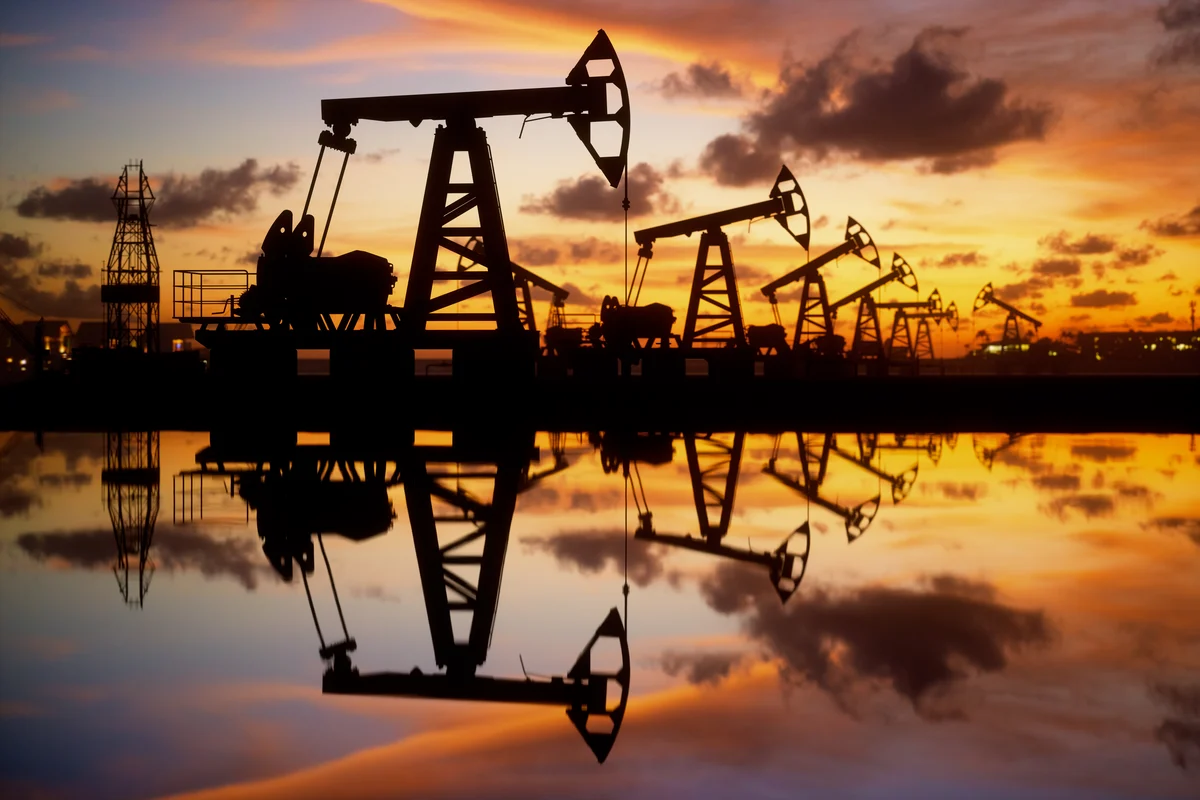 This Energy Stock Pays a 4.2% Dividend That You Can Bank On