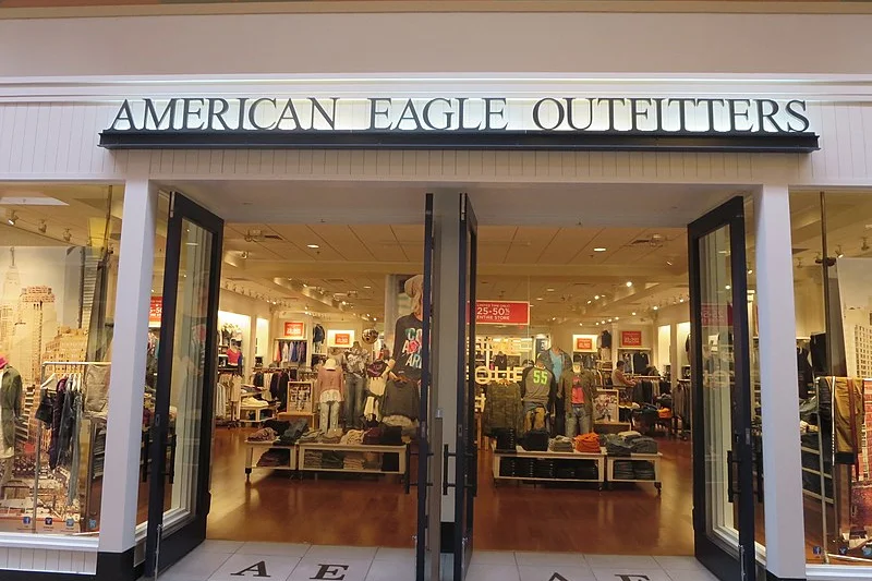 American Eagle Outfitters Surges After Q3 Earnings Beat - American Eagle Outfitters - Benzinga