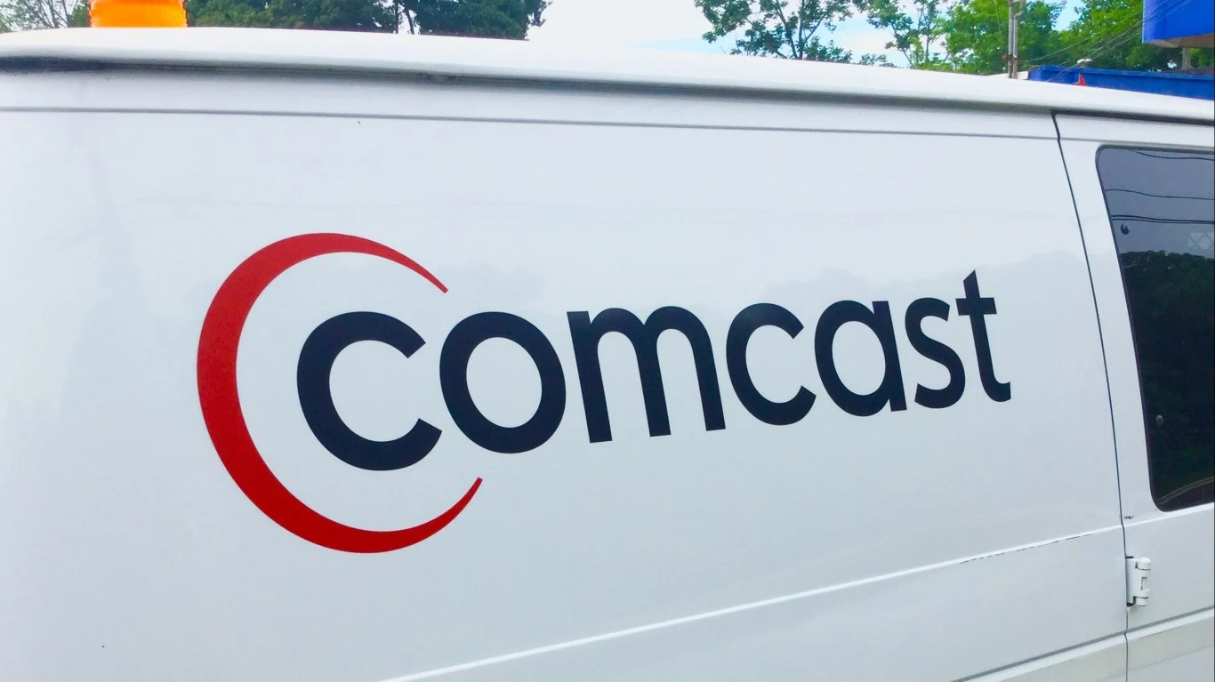 Comcast's Dividend Keeps Growing While the Market Treats It Like a Melting Ice Cube