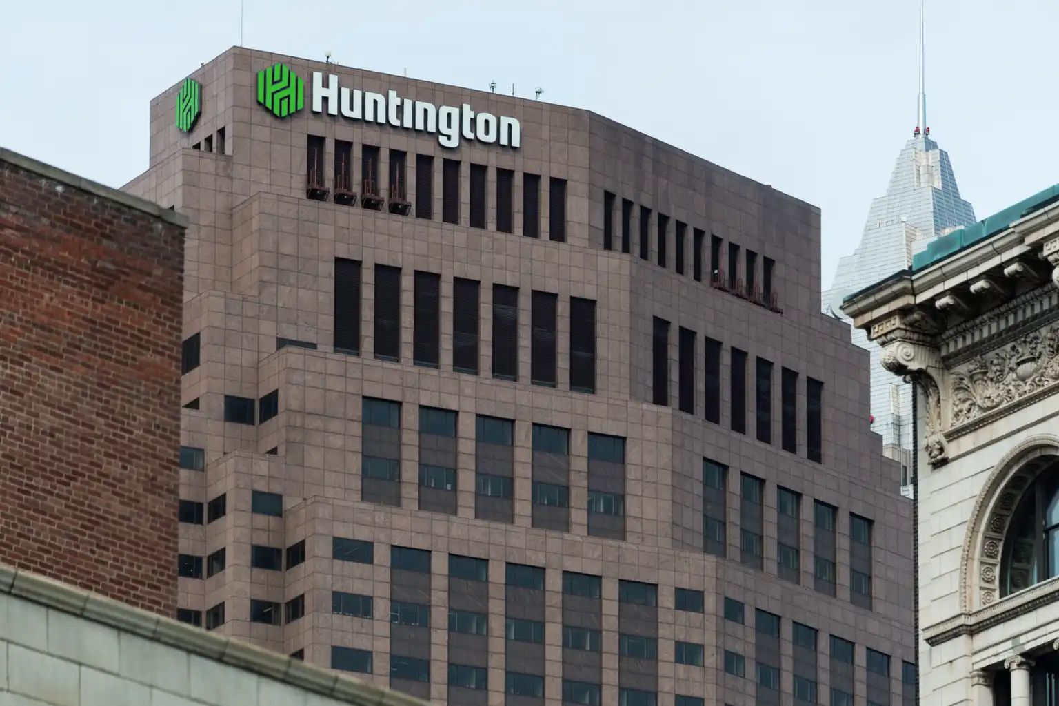 Huntington Bancshares: Solid Q1 Leaves Shares With Further Upside - Seeking Alpha