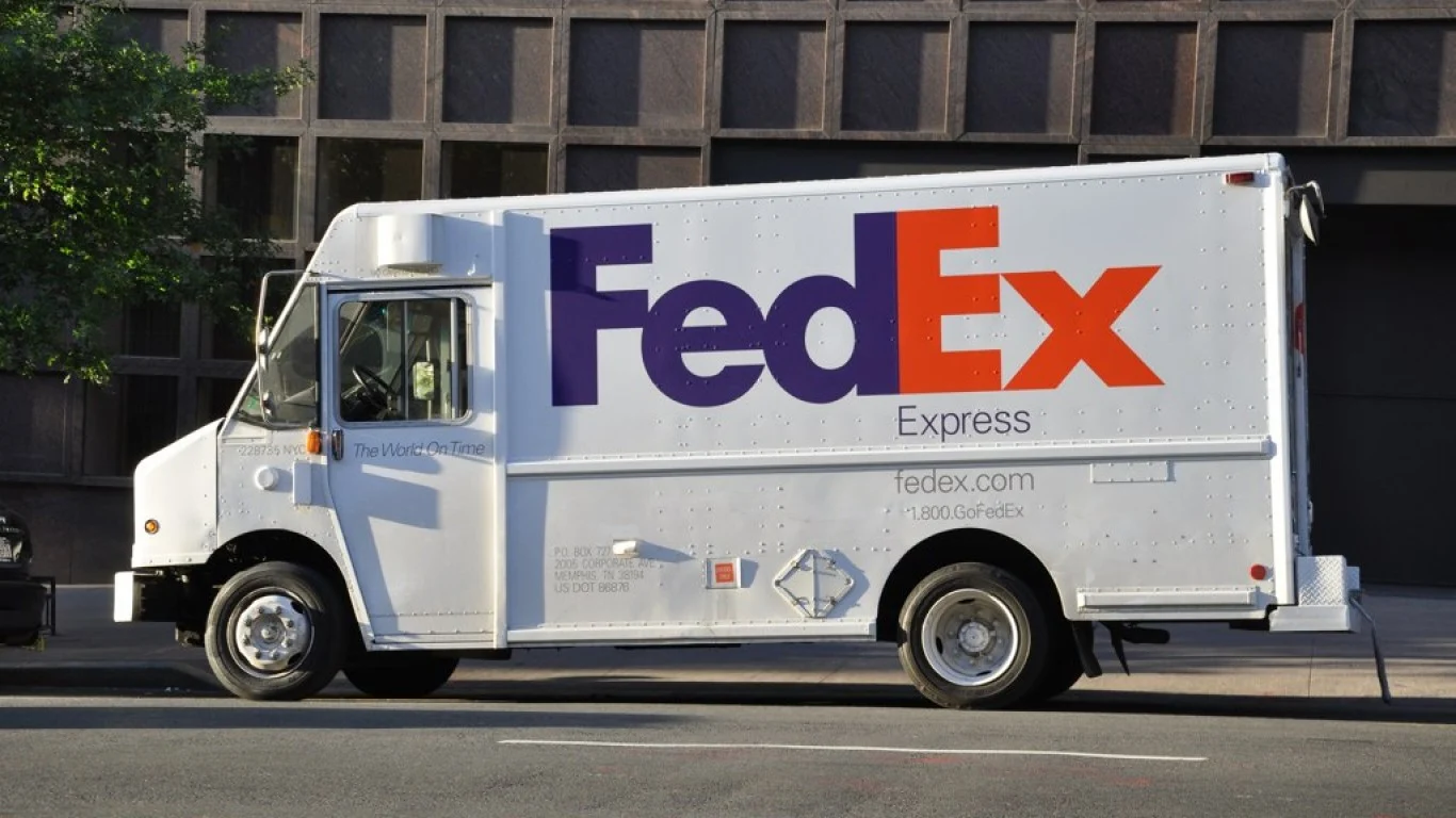 An Analyst Says the FedEx Selloff Is a 'Misinterpretation' and the Revenue Beat Is Getting Buried