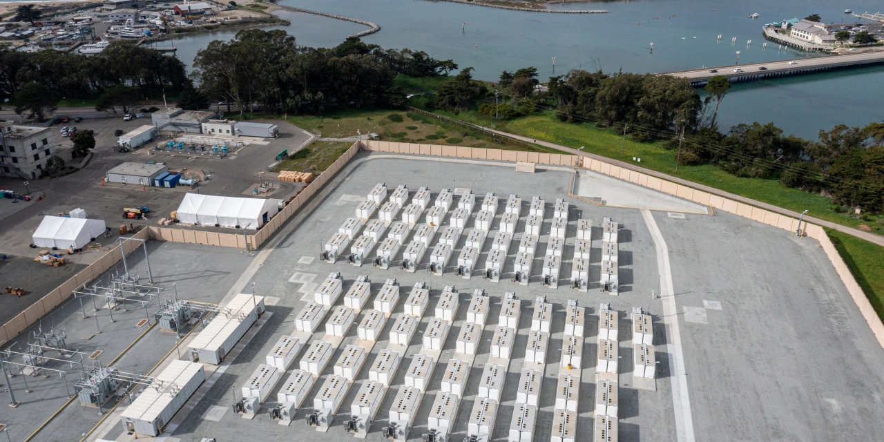 As EV Market Stalls, Battery Makers Shift to Grids and Data Centers