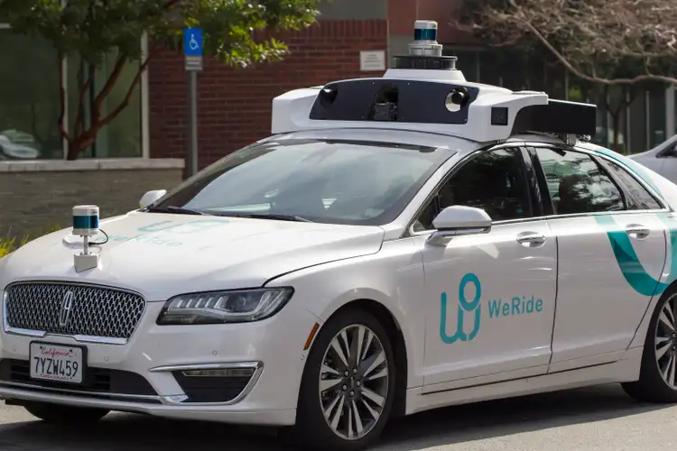 WeRide signs MoU with Dubai, Uber for pilot AV program