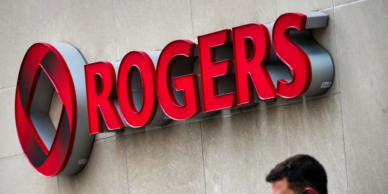 Rogers Communications Profit Drops on Comparison, Revenue Rises