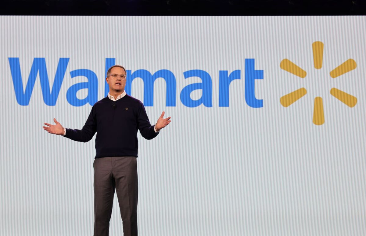 Walmart’s CEO Change Comes at a Dangerous Moment