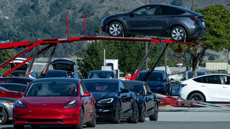 California may halt Tesla sales due to ‘false advertising’ in use of term ‘Autopilot’