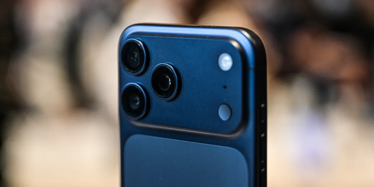 Apple Stock Is Down After WWDC. There’s More to Its AI Strategy Than Meets the Eye.