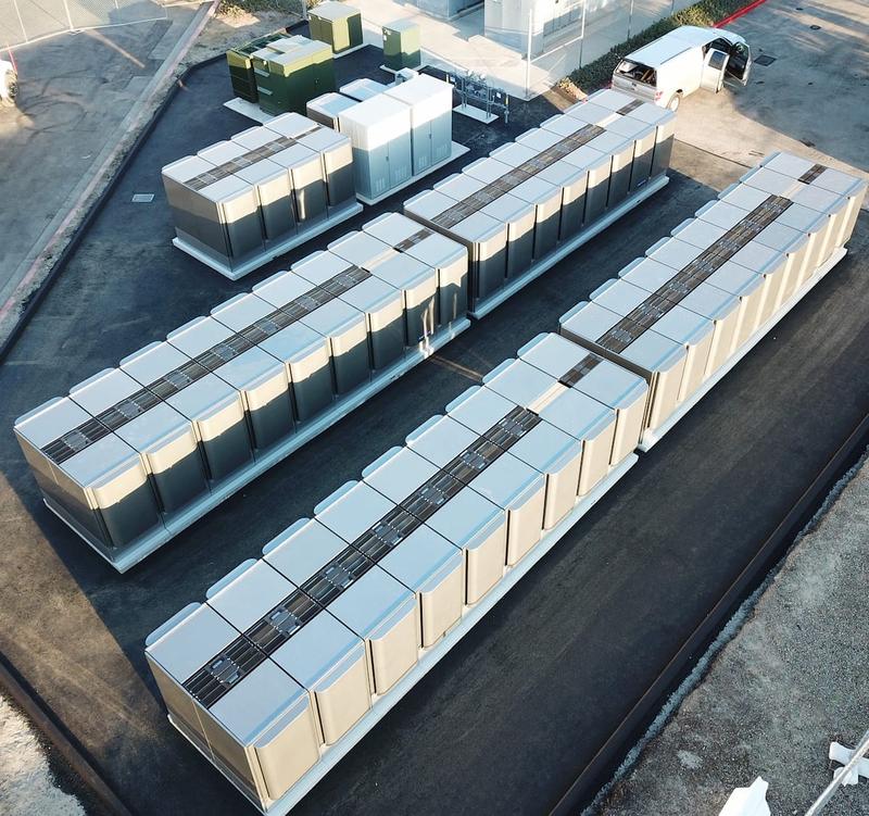 Eos Energy Enterprises vs. Plug Power: Which Energy Storage Pioneer Is a Better Buy in 2026?