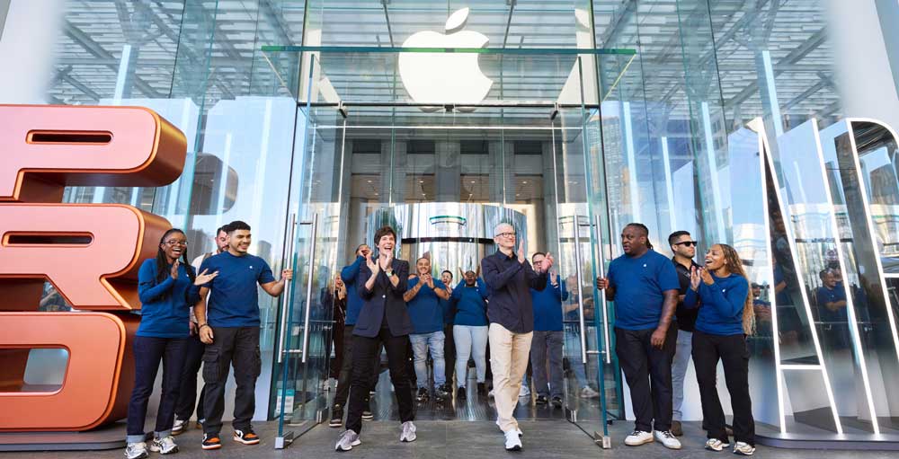 Dow Jones Tech Titan Apple Breaks Out; AI Chipmaker Broadcom In Buy Zone