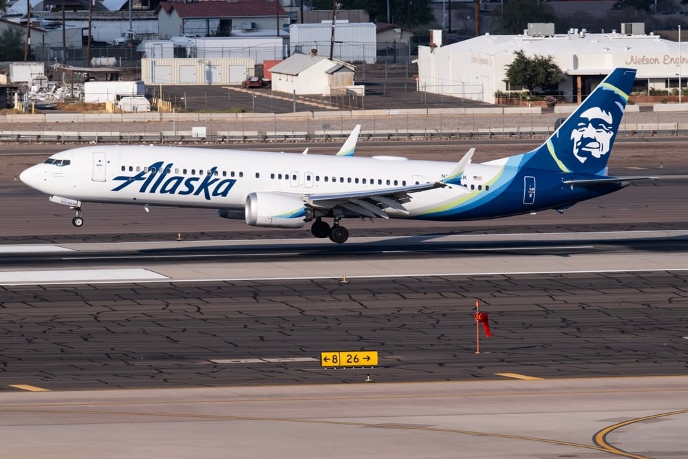 Top Wall Street Forecasters Revamp Alaska Air Expectations Ahead Of Q2 Earnings