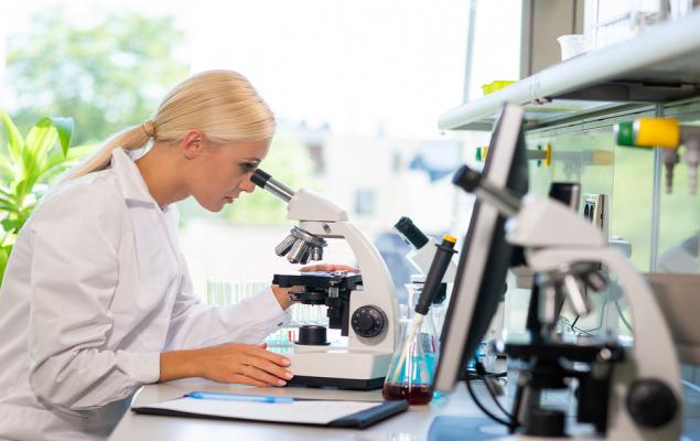 Amgen Q3 Earnings: Will Strong Drug Sales Offset Headwinds?