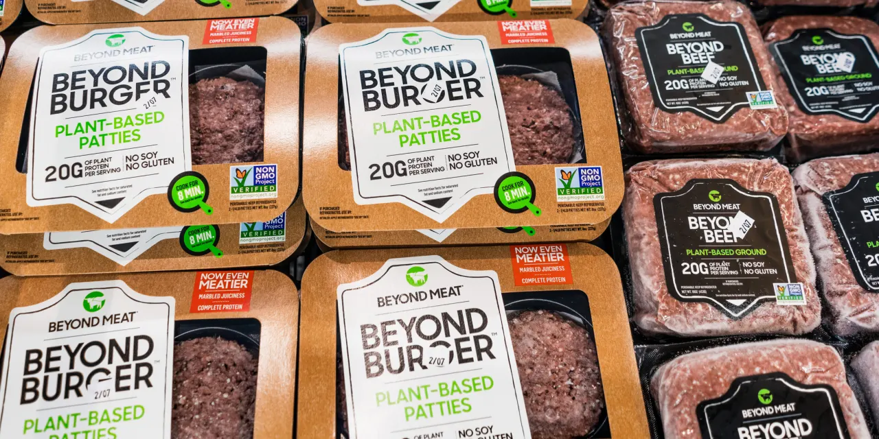 Restaurants really don’t want to sell fake meat — and Beyond Meat is suffering