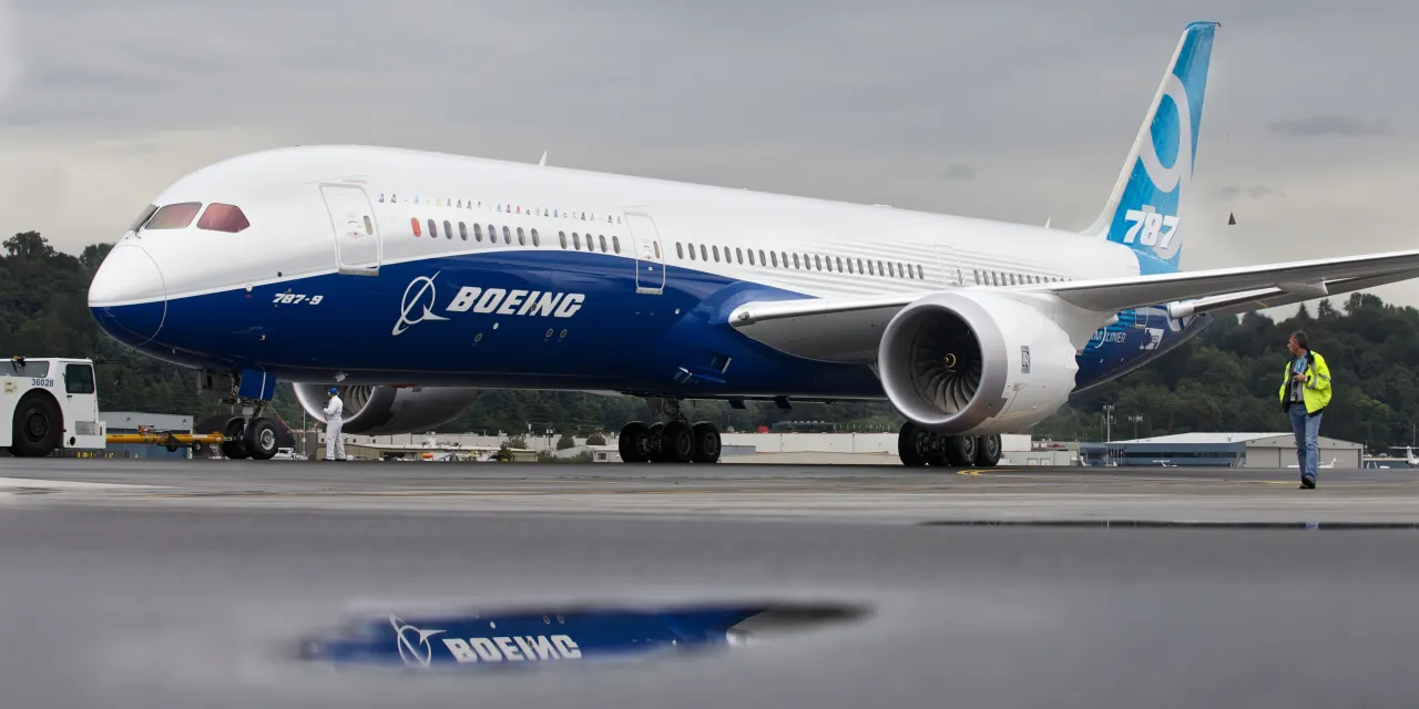 Boeing’s stock drops as Trump’s order deal with China disappoints