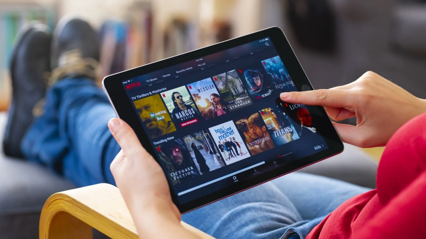 JPMorgan Doubles Down on Netflix: $118 Price Target on Path to Becoming Global TV