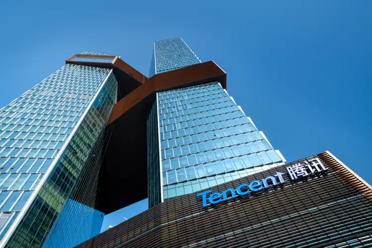 Tencent rises after announcing much-awaited game to debut early- report