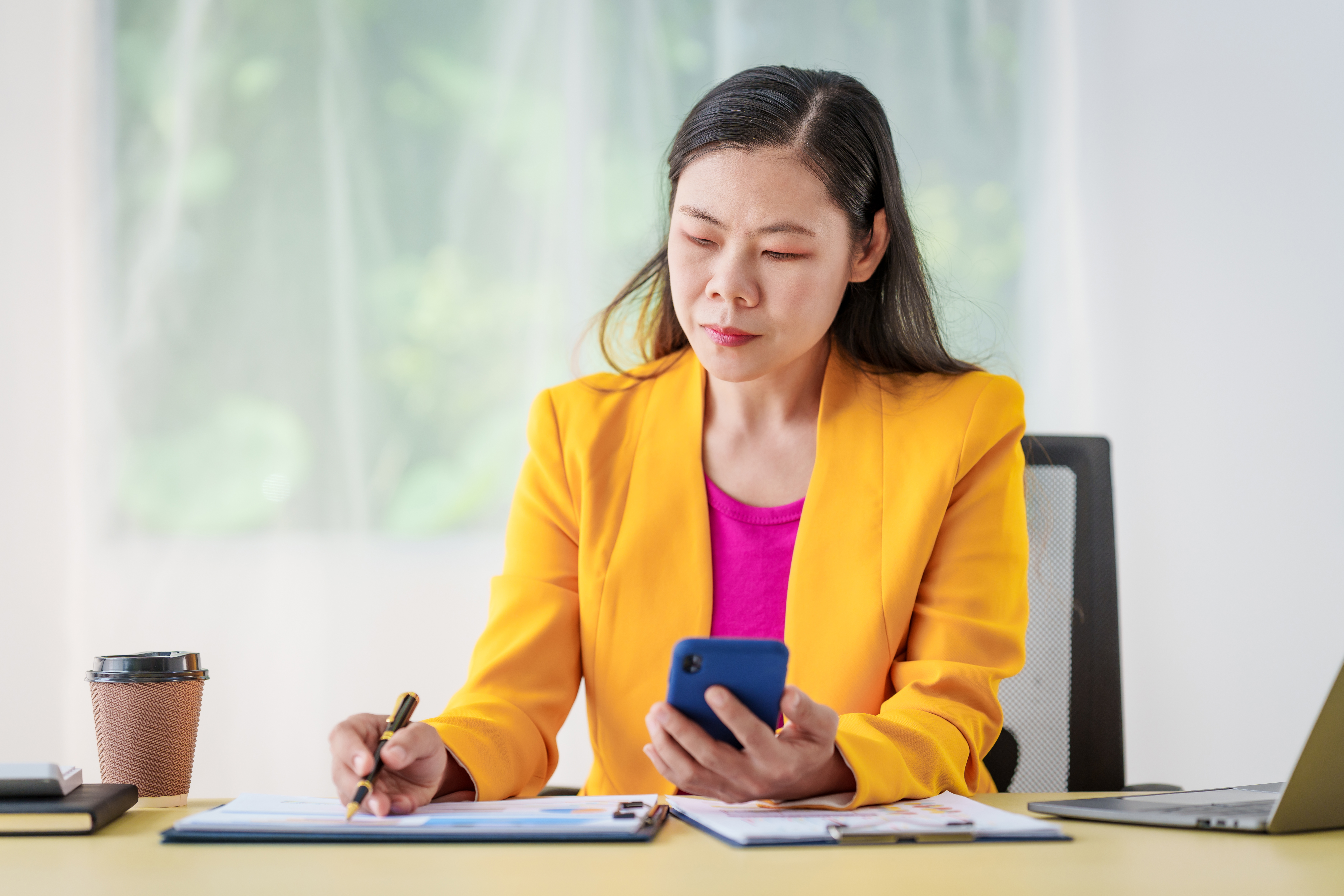 Better Crypto Buy Right Now With $1,000: Cardano vs. Zcash