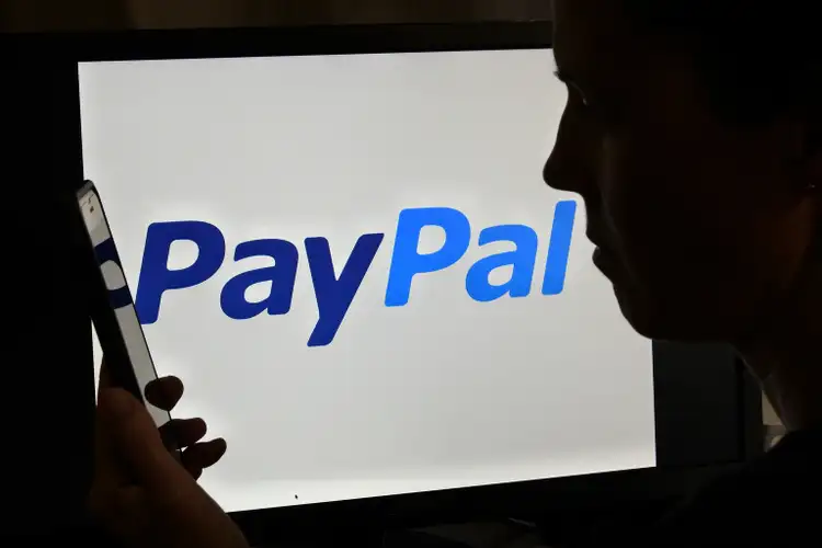 PayPal rolls out 'Pay with Crypto' to merchants