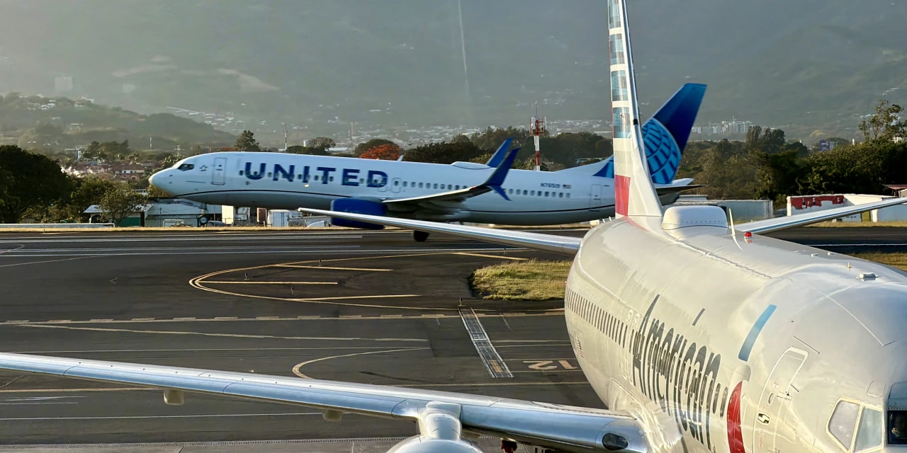 Trump to United and American: Don’t Merge