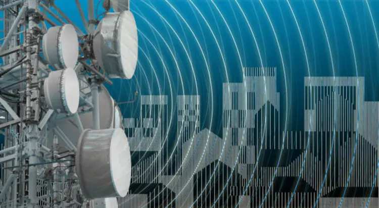 Starlink, T-Mobile US show interest for EchoStar's spectrum after AT&T deal - report