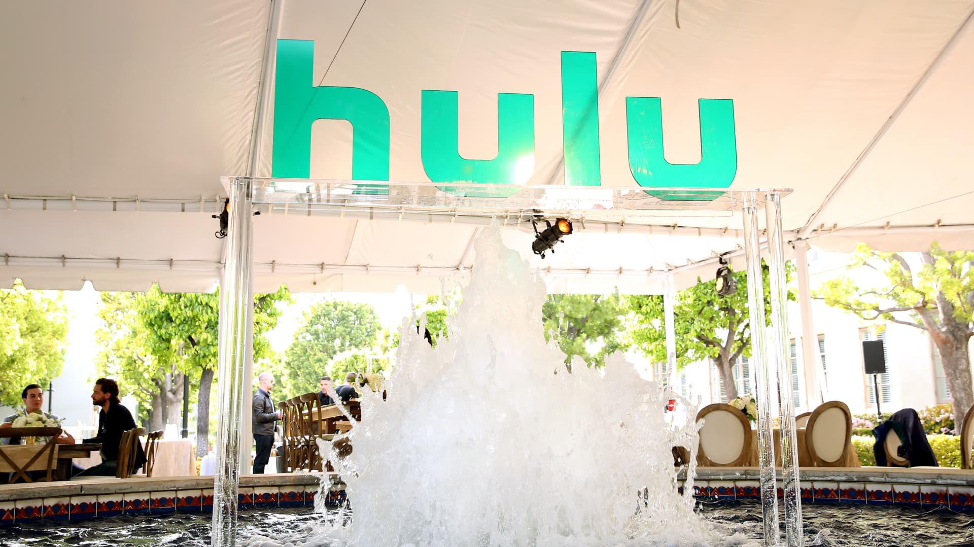Disney to pay Comcast $438.7 million to take full control of Hulu, ending lengthy valuation process