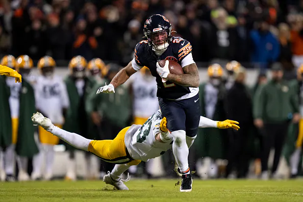 Stocks dragged down by financials and hyperscalers