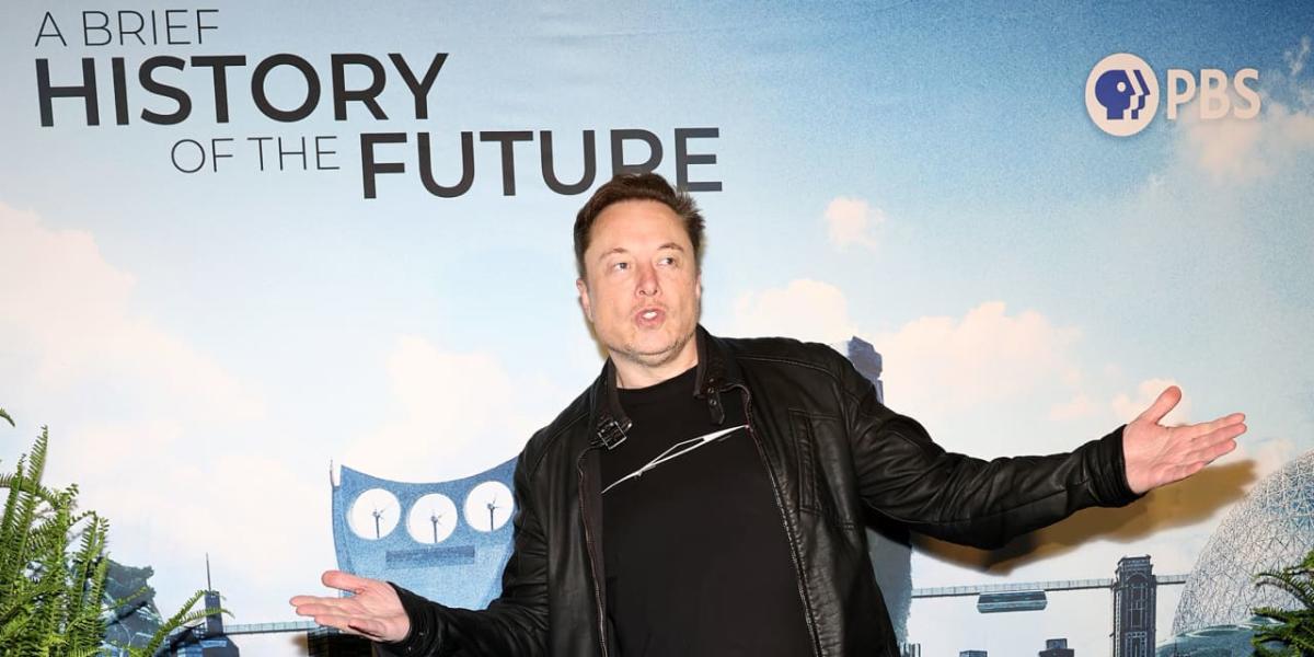Sorry, Elon: Warren Buffett won't be buying Tesla stock - Yahoo Finance