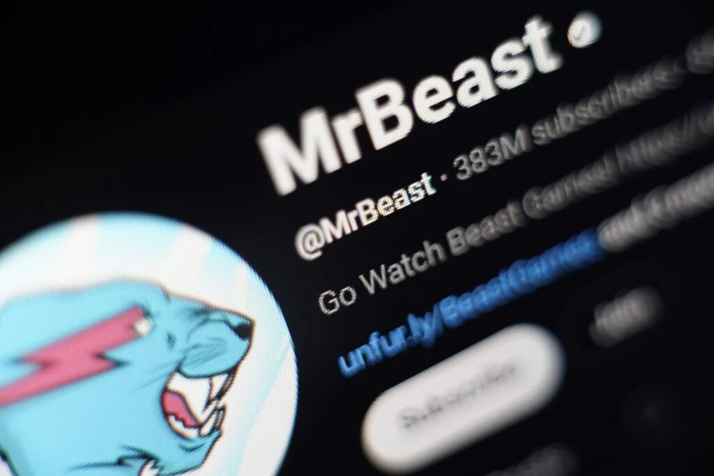 Tom Lee Calls MrBeast's Finance Bet The Next 'Robin Hood, SoFi, Chime Combined' For GenZ—'He's The Guy'