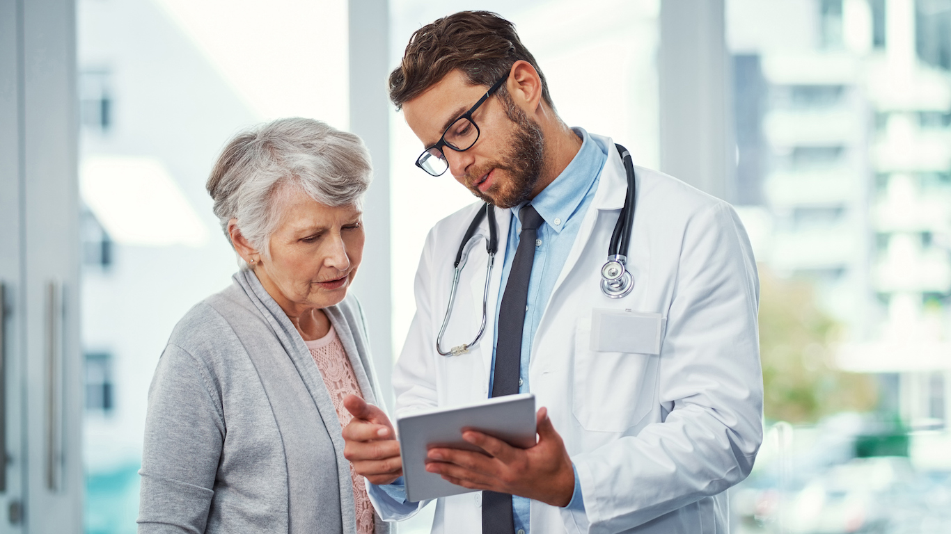 Seniors Face an 18% Drop in Highly Rated Medicare Advantage Plans -- But Quality Might Not Be the Cause