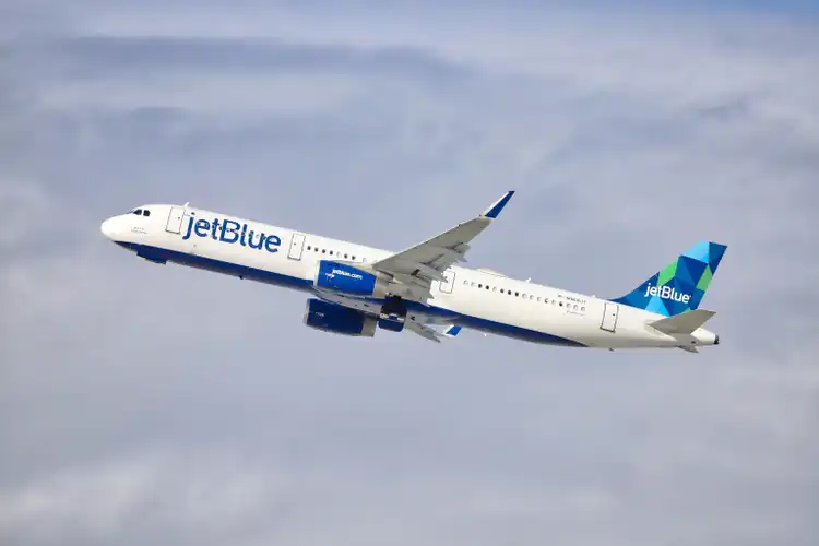 JetBlue and United explore partnership after American Airlines tie-up blocked - report