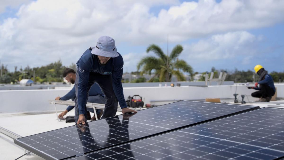 Sunrun's 'PowerOn Puerto Rico' Virtual Power Plant Helps Island Avoid Rolling Blackouts - Yahoo Finance