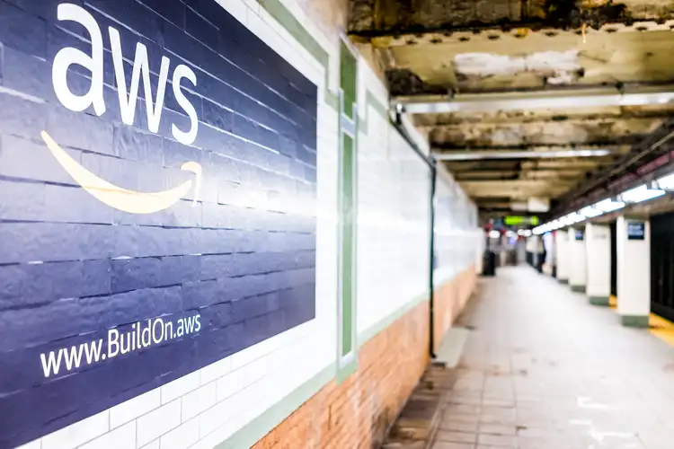 Amazon cutting jobs at AWS cloud unit