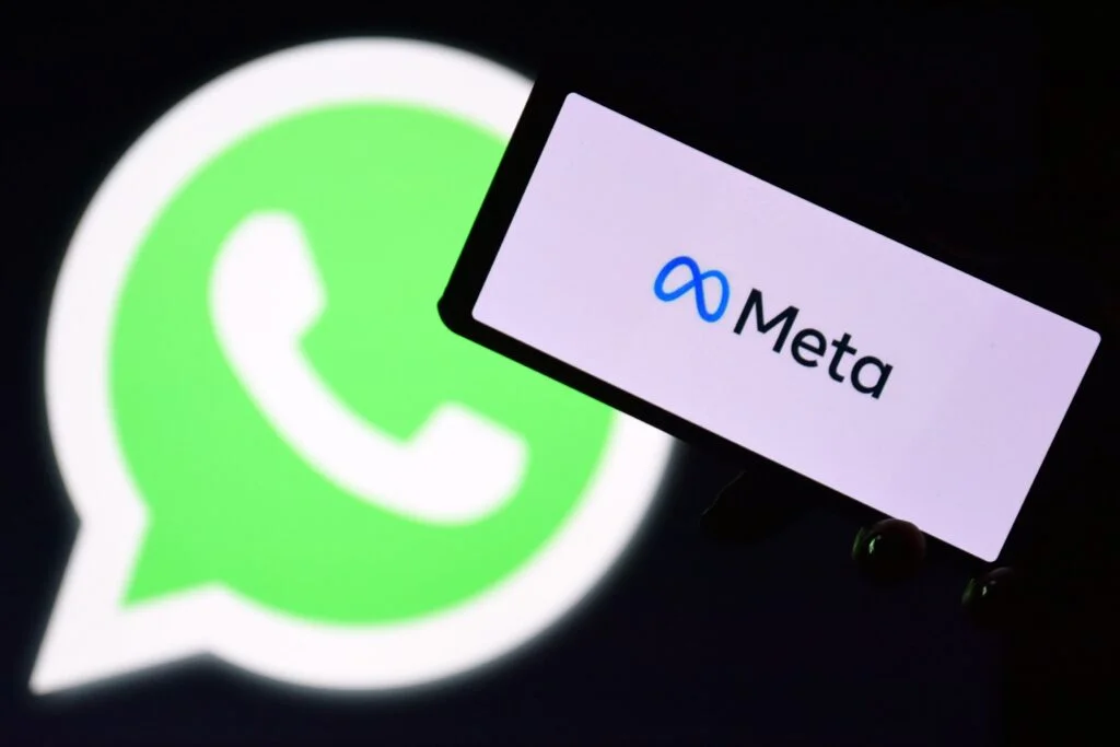 Russian Lawmaker Says WhatsApp Should 'Prepare To Leave' Amid Push For State-Backed Messaging App