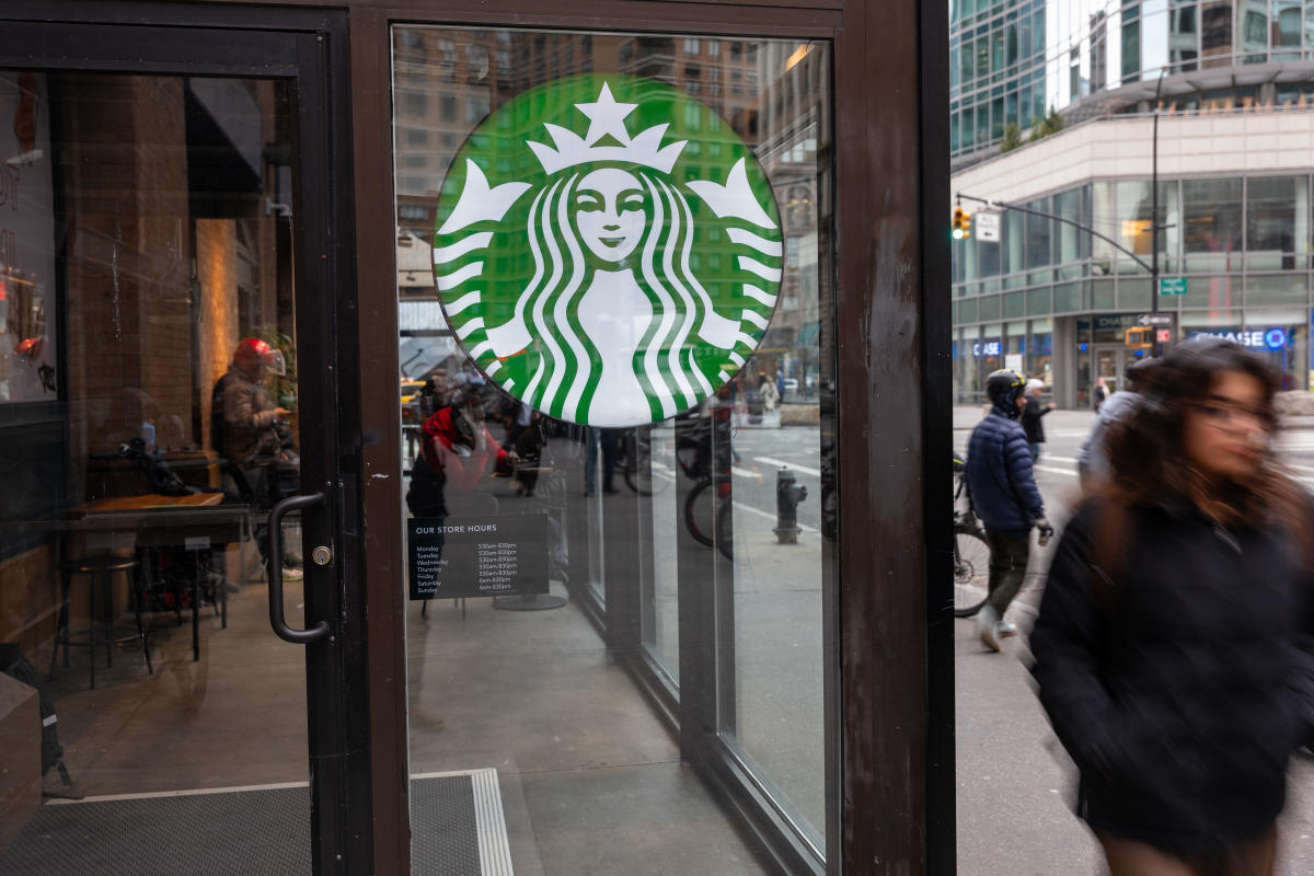 Starbucks' stock continues to struggle as competition heats up in the US, overseas - Yahoo Finance