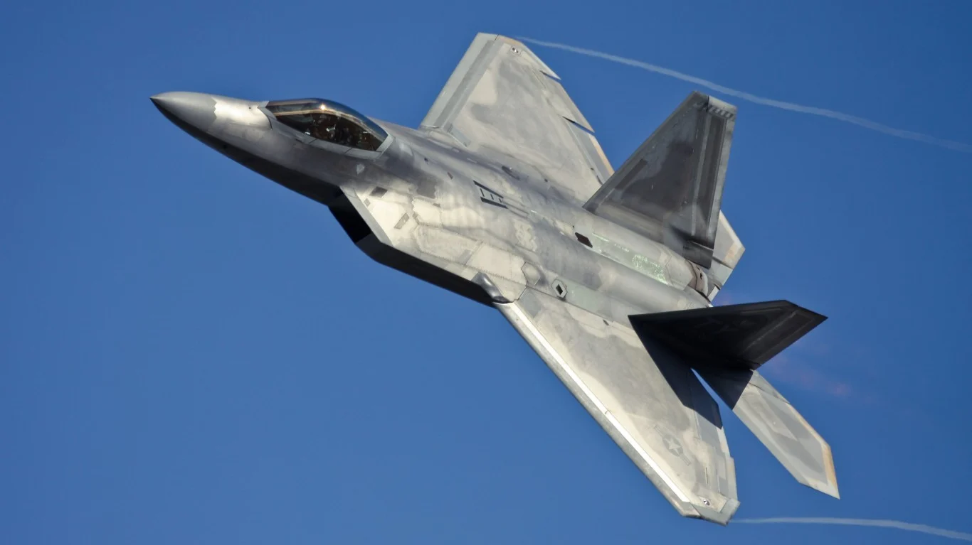 Lockheed Martin Rockets 10%, RTX Jumps 7% on Beat-and-Raise Quarters and Record Backlogs