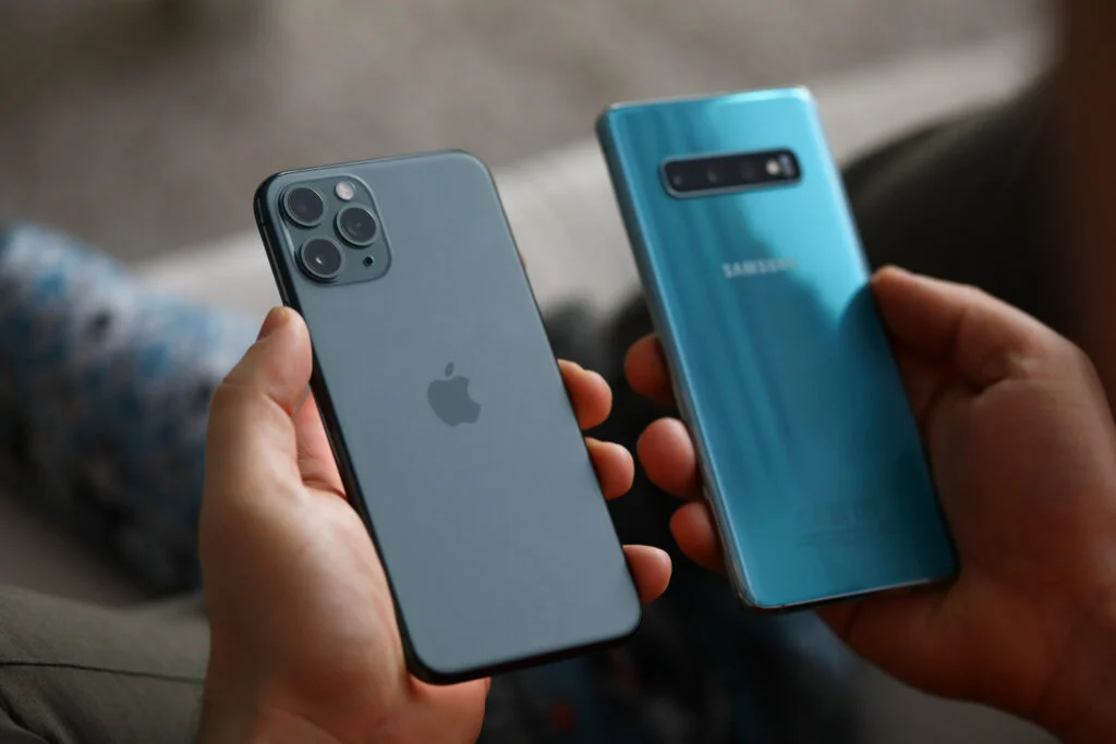 AI's Chip Appetite Is Squeezing The Global Smartphone Market— Analysts Warn Of 31% Shipment Slump Ahead