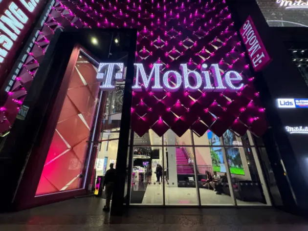 T-Mobile builds AI capabilities into network to limit disruptions, close coverage gaps